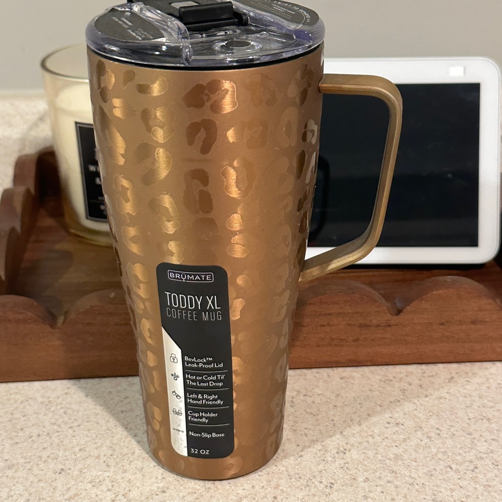 BrüMate Gold Leopard Coffee Mug